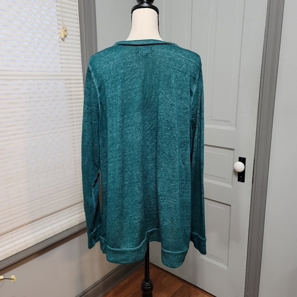 Lane Bryant Burnout 4 Leaf Clover Embroidered Green Sweatshirt Top size 18/20 - Picture 5 of 6